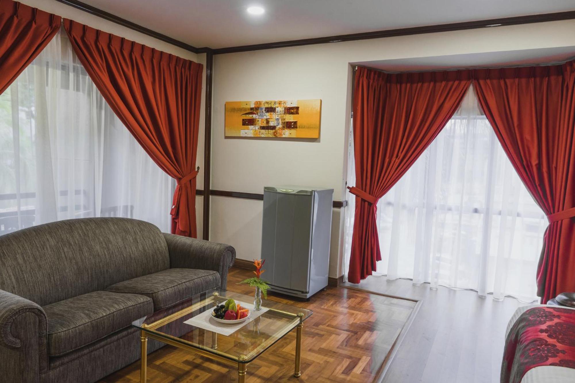 Shahs Village Hotel Petaling Jaya Dış mekan fotoğraf